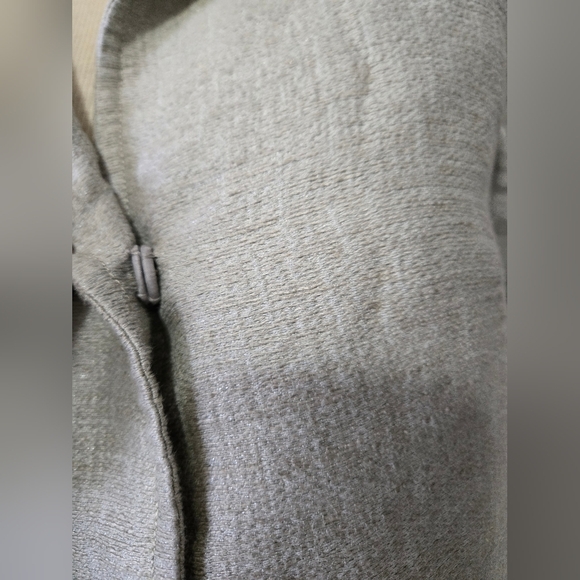 Lida Baday Light Grey Linen Cropped Jacket With Silk lining. Size 6 - Picture 4 of 14